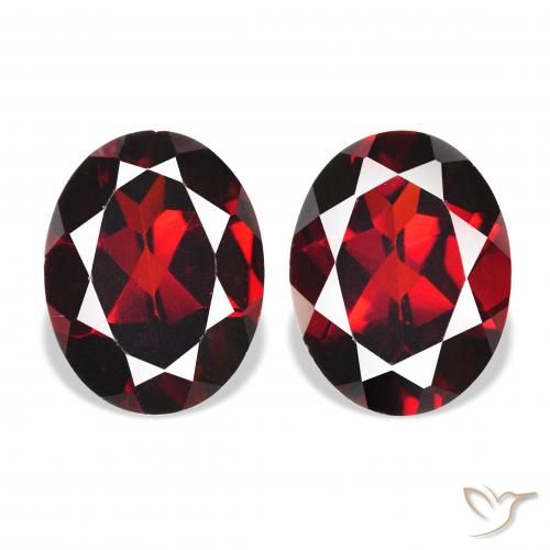 4.58ctw Natural Vermelho escuro Granada Almandina, oval, VS