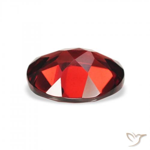 Granada Almandina Vermelho escuro Natural 2.19ct, oval, VVS-VS