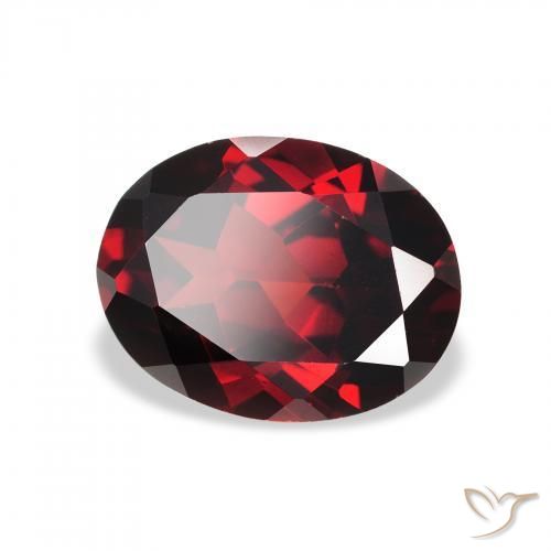 Granada Almandina Vermelho escuro Natural 2.28ct, oval, VVS-VS