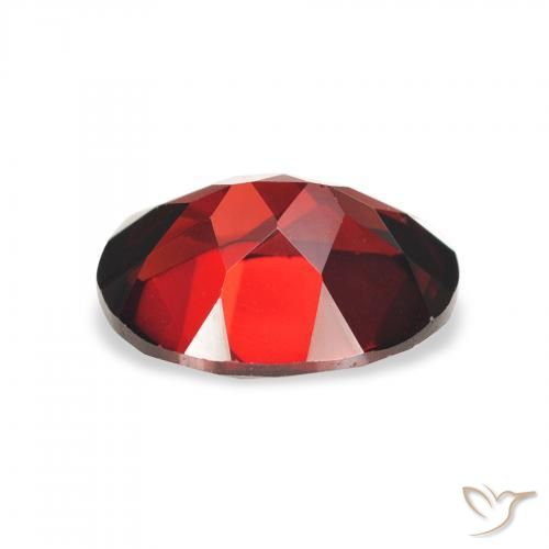 Granada Almandina Vermelho escuro Natural 2.28ct, oval, VVS-VS