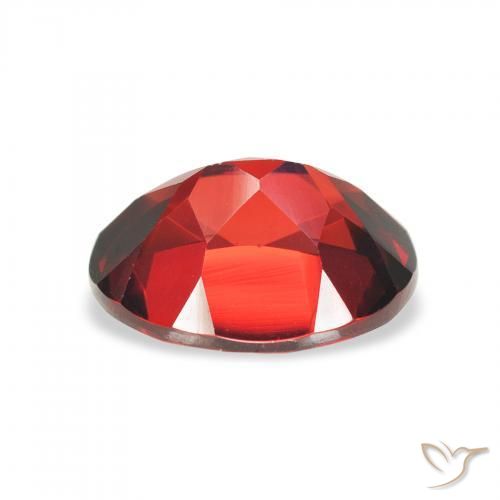 Granada Almandina Vermelho escuro Natural 2.33ct, oval, VVS-VS