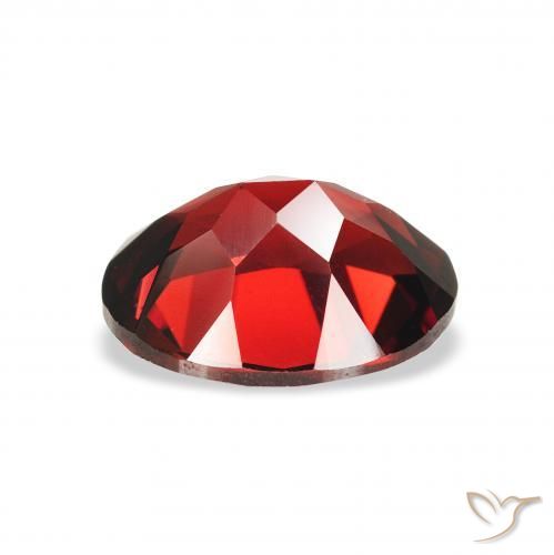 Granada Almandina Vermelho escuro Natural 2.37ct, oval, VVS-VS
