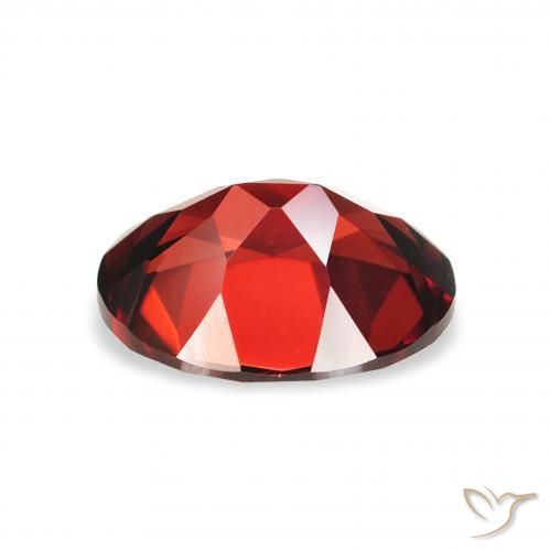 Granada Almandina Vermelho escuro Natural 2.27ct, oval, VVS-VS