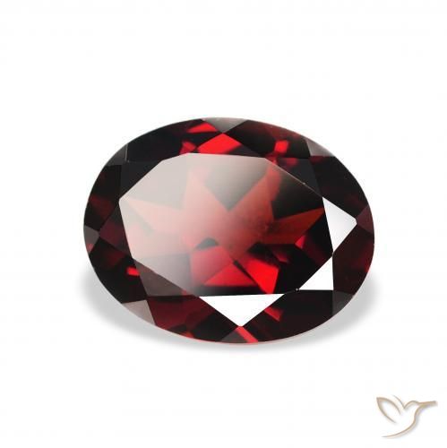 Granada Almandina Vermelho Sangue Profundo Natural 2.29ct, oval, VS