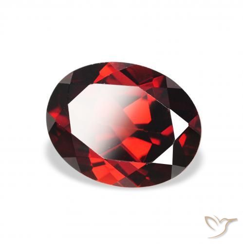 Granada Almandina Vermelho Sangue Profundo Natural 2.32ct, oval, VS