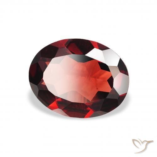 Granada Almandina Vermelho escuro Natural 1.72ct, oval, VVS-VS