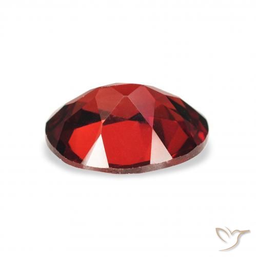 Granada Almandina Vermelho escuro Natural 2.15ct, oval, VVS-VS