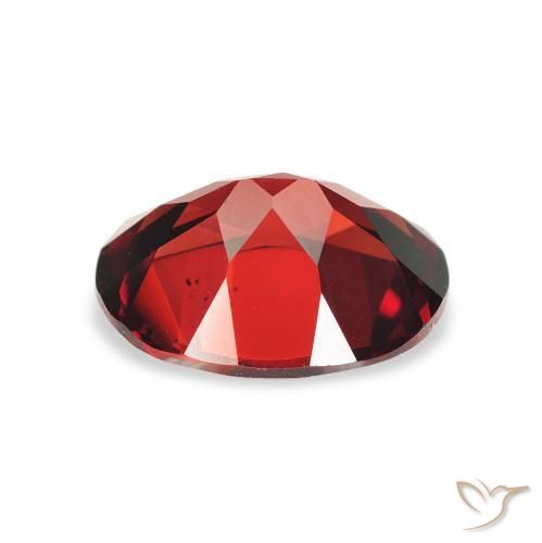 Granada Almandina Vermelho escuro Natural 2.21ct, oval, VS