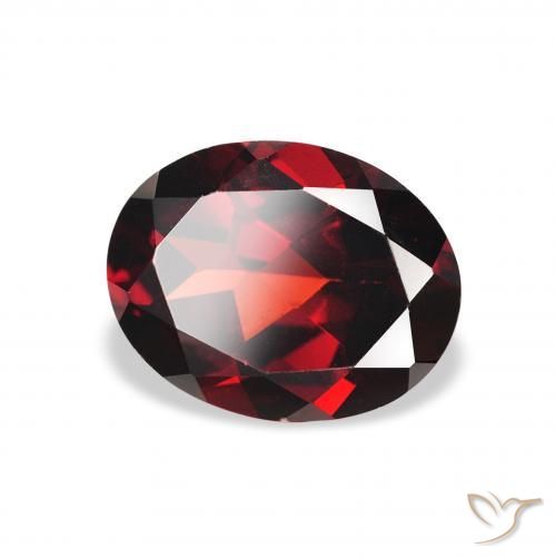 Granada Almandina Vermelho escuro Natural 2.18ct, oval, VVS-VS