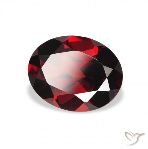 Granada Almandina Vermelho Sangue Profundo Natural 2.27ct, oval, VS