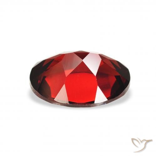 Granada Almandina Vermelho Sangue Profundo Natural 2.27ct, oval, VS