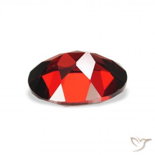 Granada Almandina Vermelho Sangue Profundo Natural 2.35ct, oval, VVS-VS