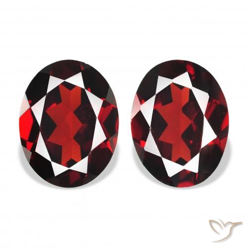 4.19ctw Natural Vermelho escuro Granada Almandina, oval, VVS-VS
