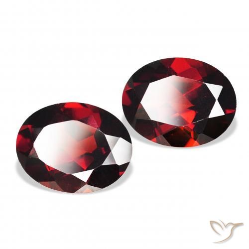 Pedras preciosas de Granada Almandina Vermelho Sangue Profundo natural de 4.50 ct, oval, VVS-VS