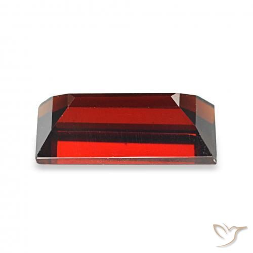 Granada Almandina Vermelho escuro Natural 2.14ct, baguete, VVS