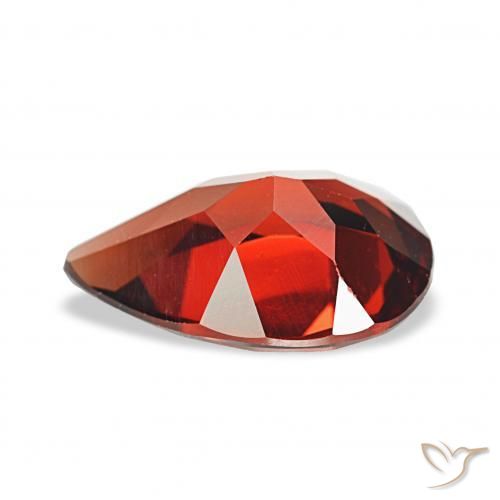 Granada Almandina Vermelho escuro Natural 3.30ct, Formato de pêra, VS