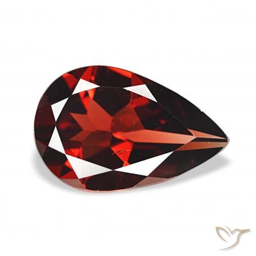 Granada Almandina Vermelho escuro Natural 2.80ct, Formato de pêra, VS