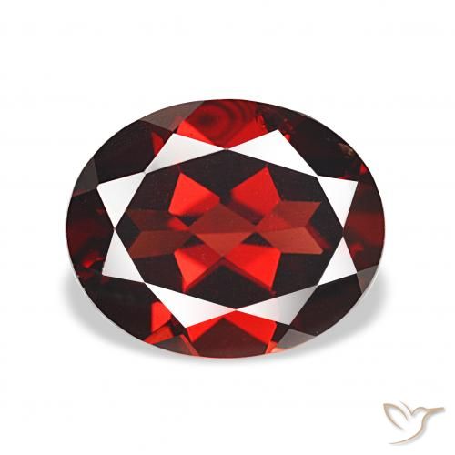 4.55ct Vermelho escuro Granada Almandina, oval, VS