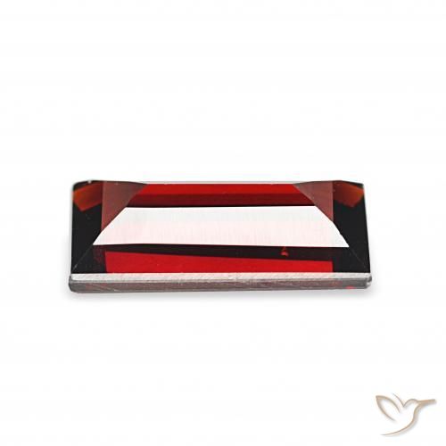 Granada Almandina Vermelho escuro Natural 1.78ct, baguete, VS