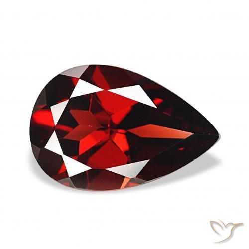 Granada Almandina Vermelho escuro Natural 3.66ct, Formato de pêra, VVS-VS