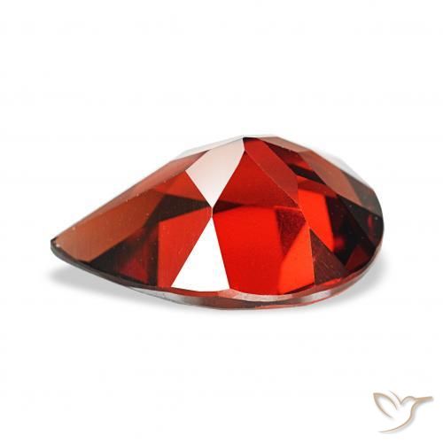 Granada Almandina Vermelho escuro Natural 3.66ct, Formato de pêra, VVS-VS
