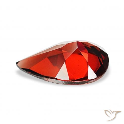 Granada Almandina Vermelho escuro Natural 3.13ct, Formato de pêra, VVS-VS