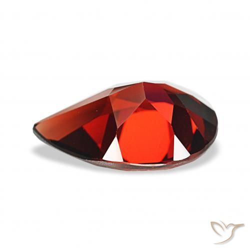 Granada Almandina Vermelho escuro Natural 3.30ct, Formato de pêra, VVS-VS