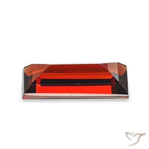 Granada Almandina Vermelho escuro Natural 1.76ct, baguete, VVS