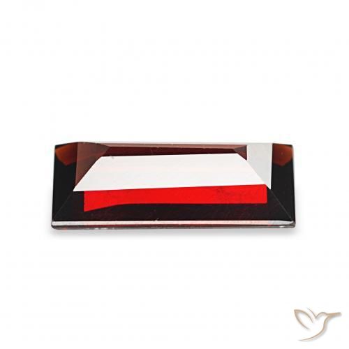 Granada Almandina Vermelho Sangue Profundo Natural 1.56ct, baguete, VVS