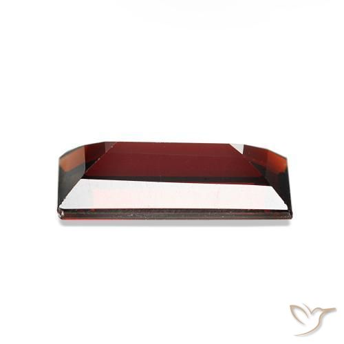 Granada Almandina Vermelho escuro Natural 1.71ct, baguete, VVS