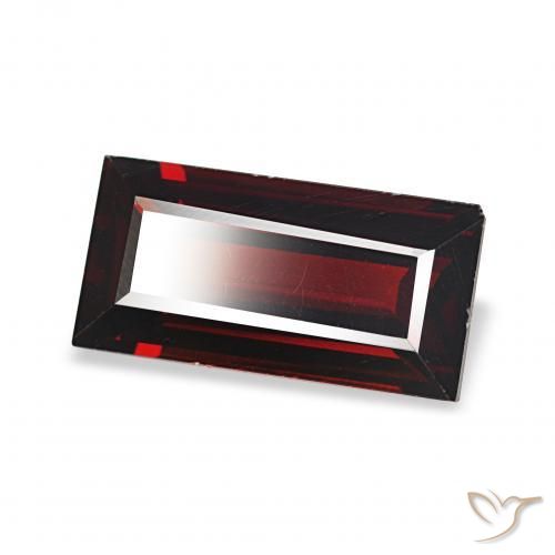Granada Almandina Vermelho escuro Natural 2.08ct, baguete, VVS