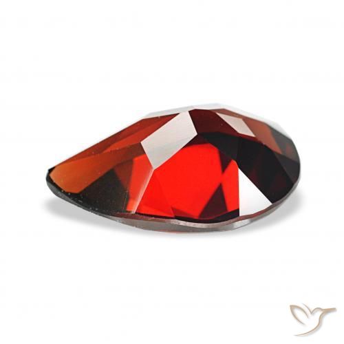 Granada Almandina Vermelho escuro Natural 3.22ct, Formato de pêra, VVS-VS
