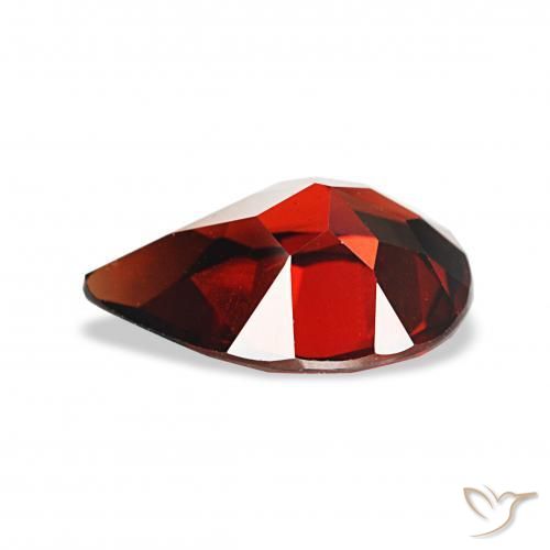 Granada Almandina Vermelho escuro Natural 3.31ct, Formato de pêra, VVS