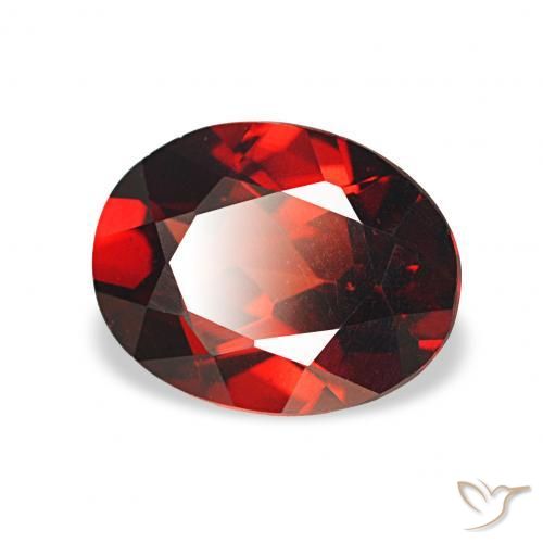 Granada Almandina Vermelho escuro Natural 1.72ct, oval, VVS-VS
