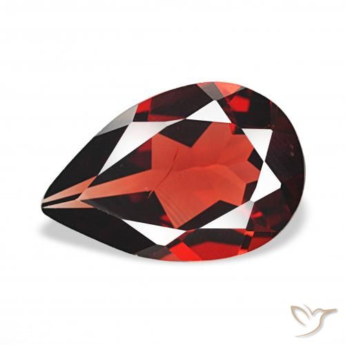 Granada Almandina Vermelho Sangue Profundo Natural 2.62ct, Formato de pêra, VS