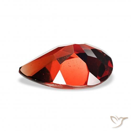 Granada Almandina Vermelho escuro Natural 3.22ct, Formato de pêra, VS