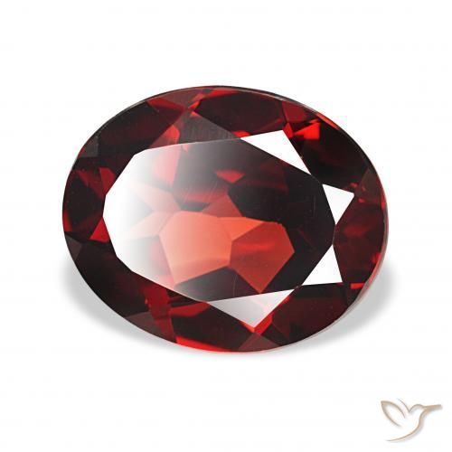 Granada Almandina Vermelho escuro Natural 4.18ct, oval, VVS