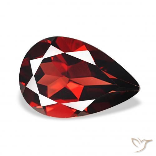 Granada Almandina Vermelho escuro Natural 3.23ct, Formato de pêra, VVS