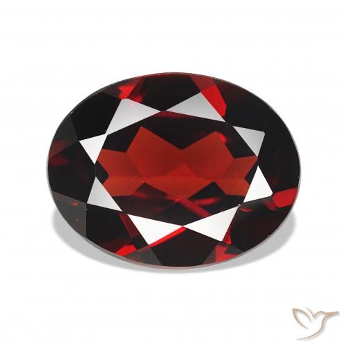 Granada Almandina Vermelho escuro Natural 2.15ct, oval, VVS