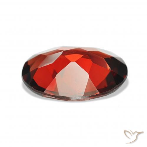 Granada Almandina Vermelho escuro Natural 1.87ct, oval, VVS