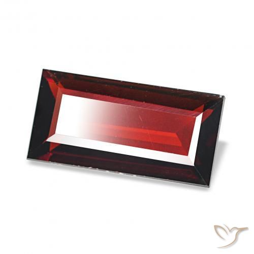 Granada Almandina Vermelho escuro Natural 1.67ct, baguete, VVS