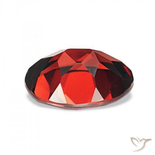 Granada Almandina Vermelho Sangue Profundo Natural 2.20ct, oval, VVS