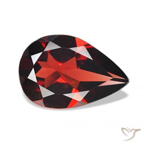 Granada Almandina Vermelho Sangue Profundo Natural 2.83ct, Formato de pêra, VS