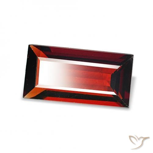 Granada Almandina Vermelho escuro Natural 1.53ct, baguete, VVS-VS