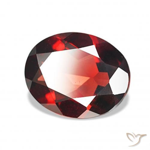 Granada Almandina Vermelho escuro Natural 3.41ct, oval, VVS-VS