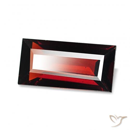 Granada Almandina Vermelho escuro Natural 1.66ct, baguete, VVS