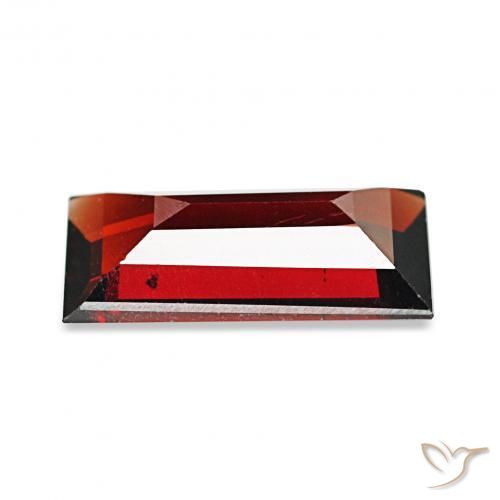 Granada Almandina Vermelho escuro Natural 1.66ct, baguete, VVS