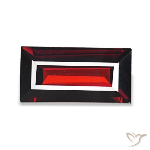 Granada Almandina Vermelho escuro Natural 1.78ct, baguete, VVS