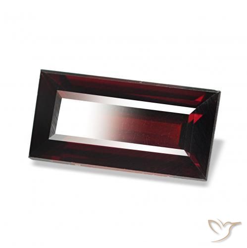 Granada Almandina Vermelho escuro Natural 1.67ct, baguete, VVS