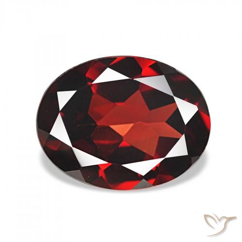 Granada Almandina Vermelho escuro Natural 1.96ct, oval, VVS